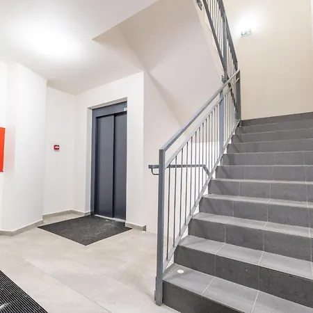 Brand New Studio Apartment # 42 In Brand New Building With Free Parking In The Center Prague Exterior photo